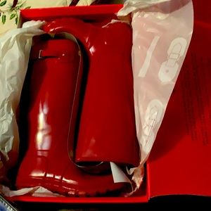 Size 10 Ladies Glossy Red-tall Hunter boot